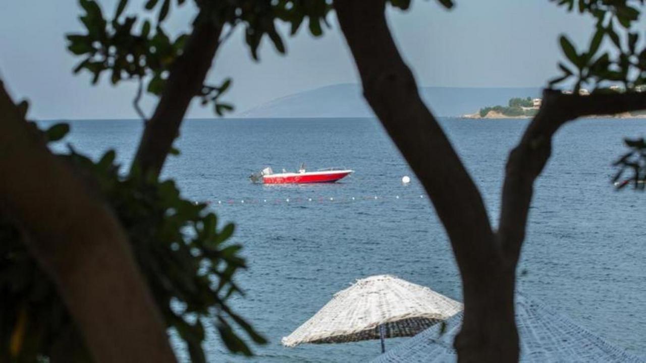 Teos Ormanci Tatil Koyu Hotel Seferihisar Exterior photo