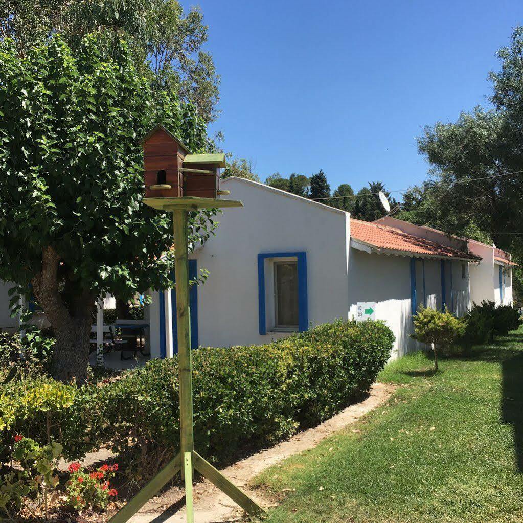 Teos Ormanci Tatil Koyu Hotel Seferihisar Exterior photo
